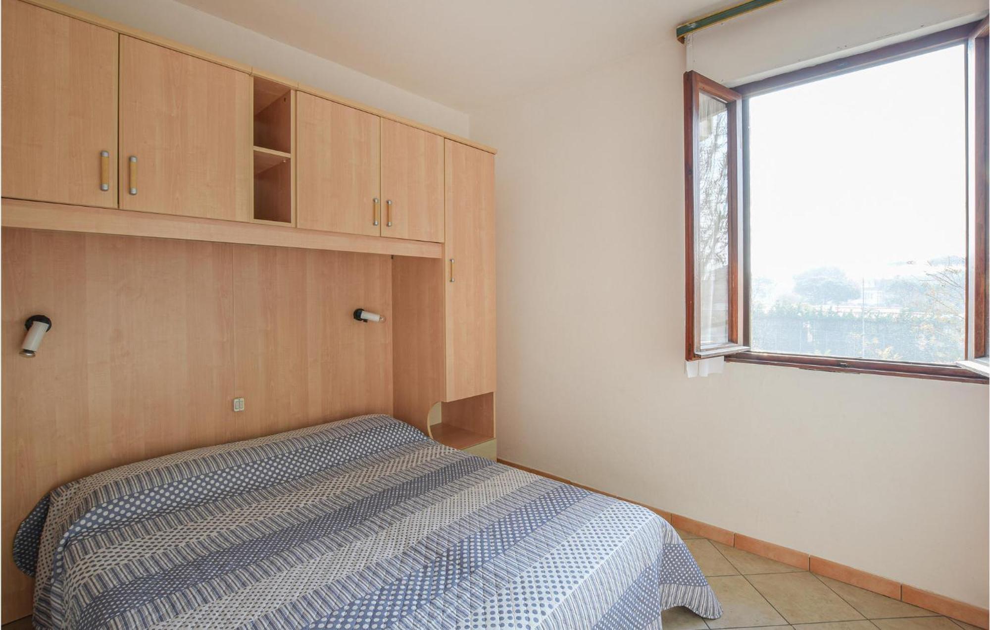 Eden 3 Apartment โรโซลีนามาเร ภายนอก รูปภาพ