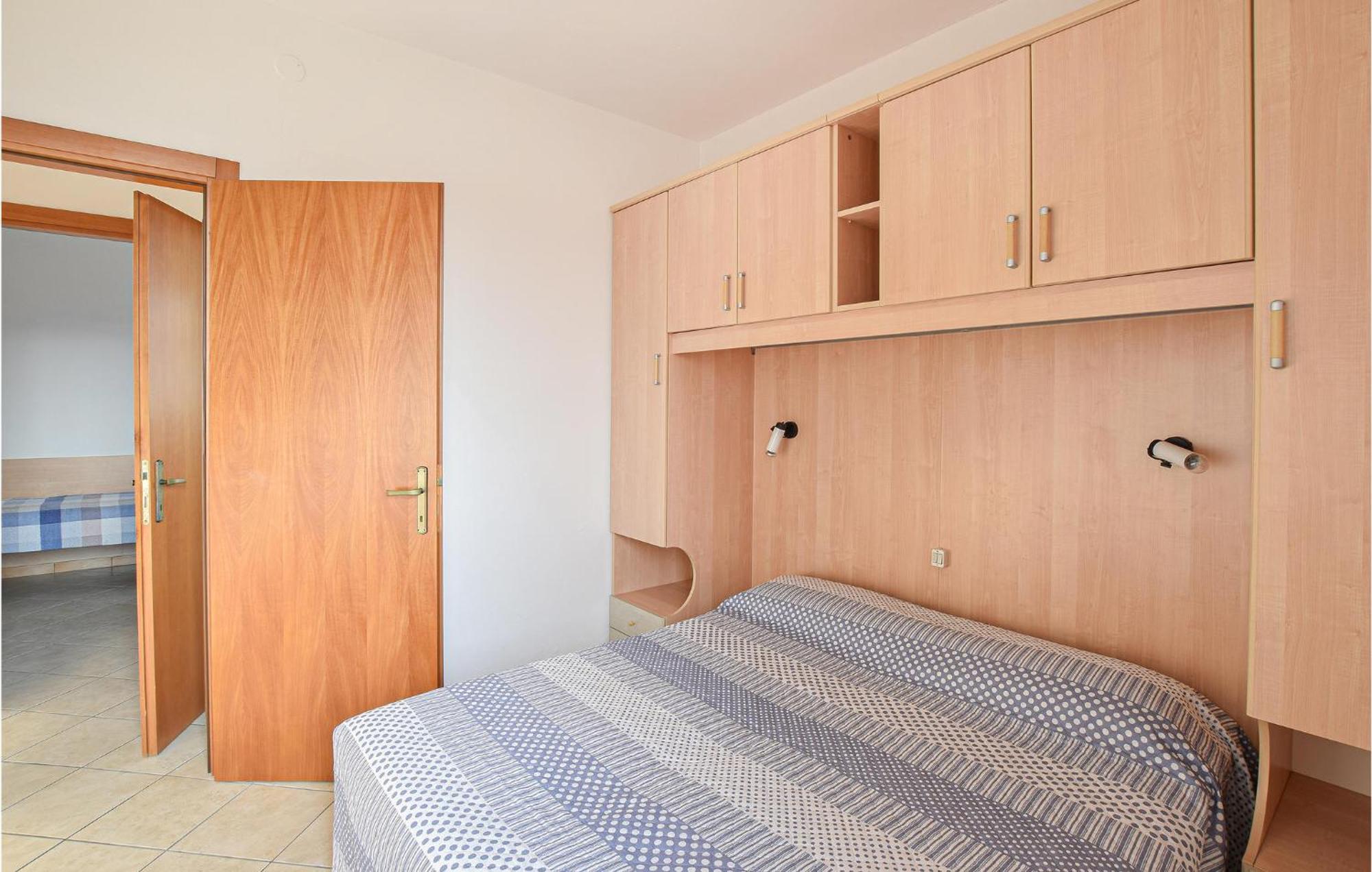 Eden 3 Apartment โรโซลีนามาเร ภายนอก รูปภาพ